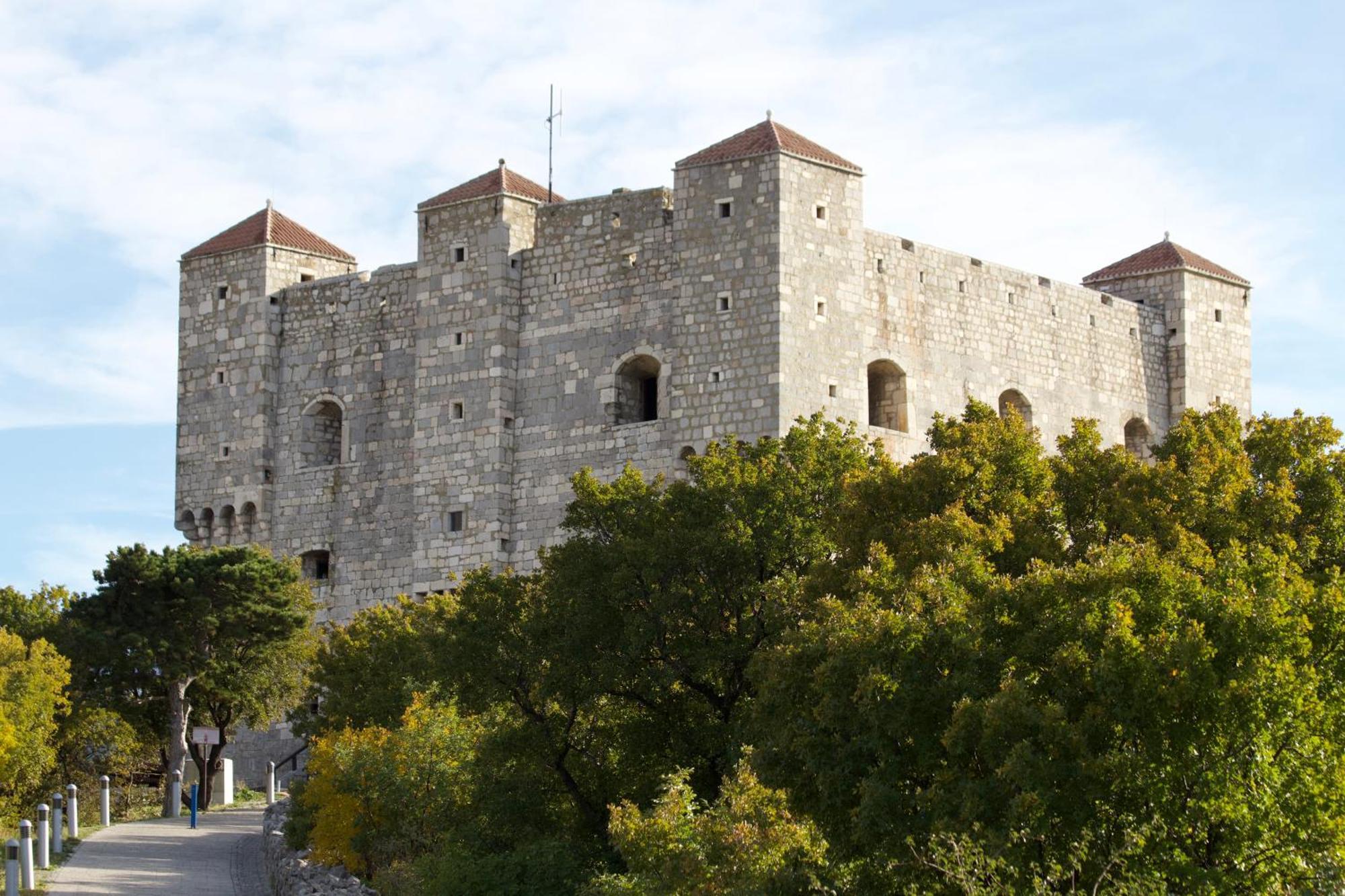 Apartment4you * Senj (Lika-Senj)